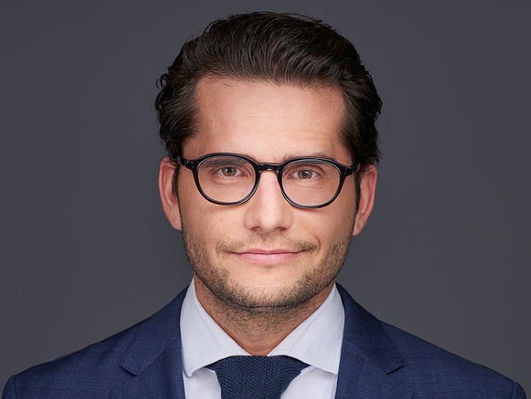 Ehlert Dennis Bantleon