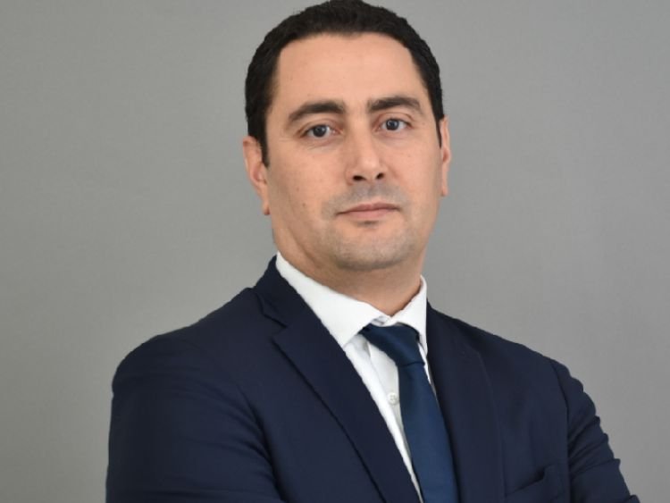 Gharbi Akram La Française AM