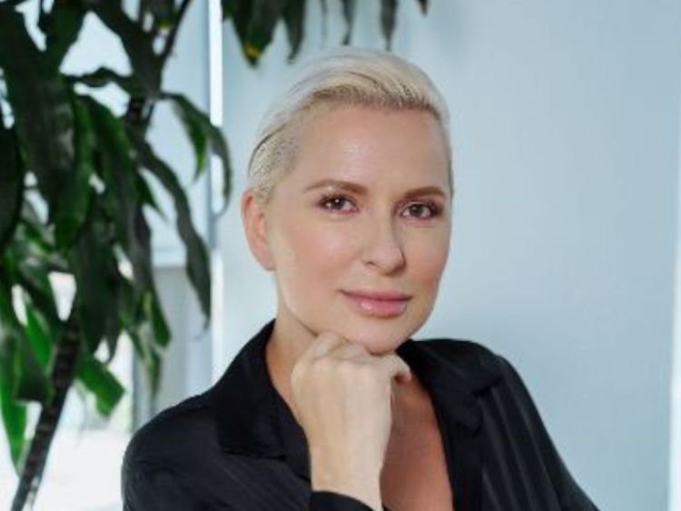 Strauss Shanna Freedom Finance